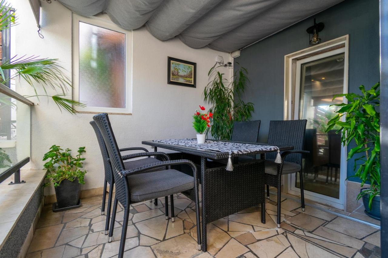 ברלה Apartments Villa Tomas מראה חיצוני תמונה